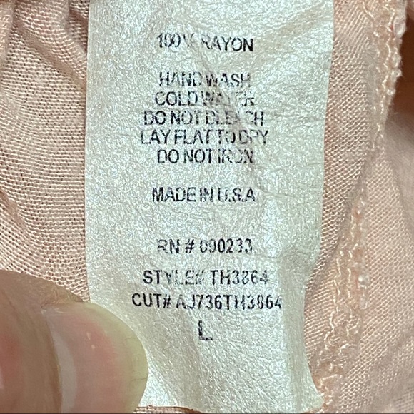 Kirra Go Bling Back Bow tank top Made in U… - Picture 4 of 7